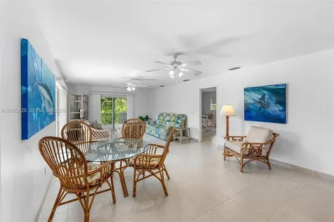 249 W Seaview Drive Duck FL 33050