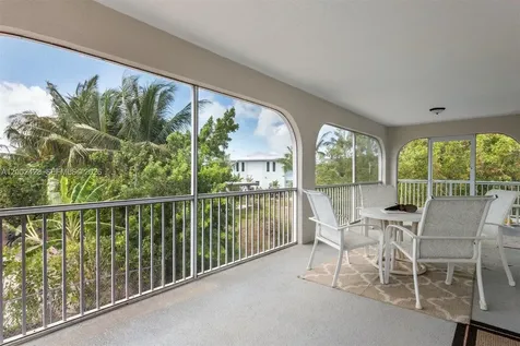 249 W Seaview Drive Duck FL 33050