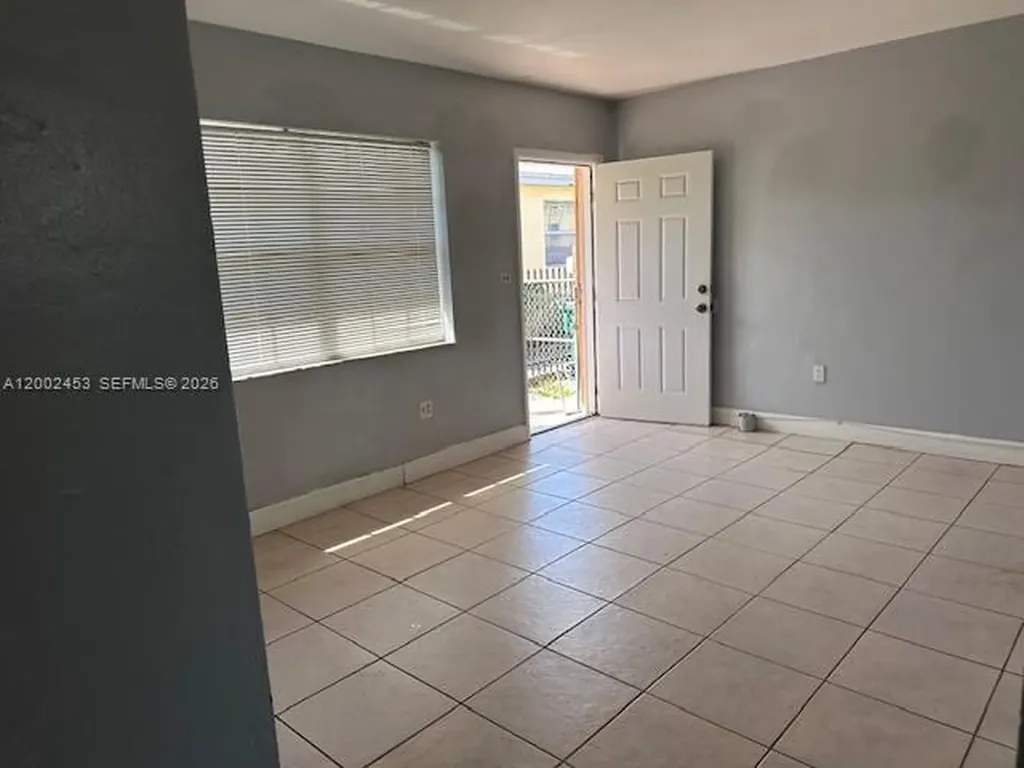 3723 NW 23rd Avenue Miami FL 33142