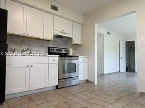 50 W 11th Street Hialeah FL 33010