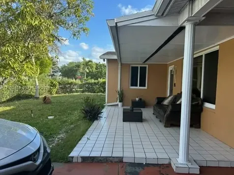 19920 SW 118th Place Miami FL 33177