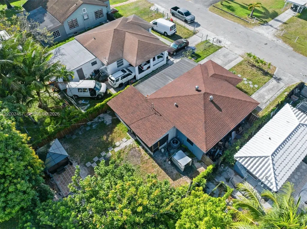 2410 Jackson Street Hollywood FL 33020