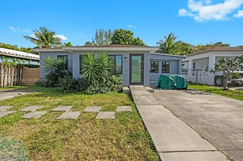 2410 Jackson Street Hollywood FL 33020