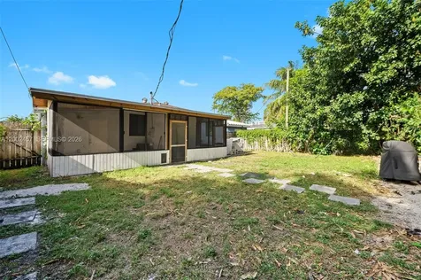 2410 Jackson Street Hollywood FL 33020