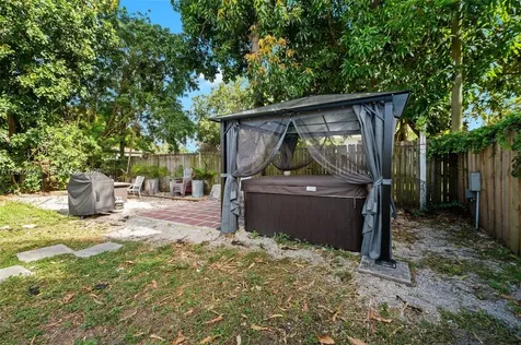 2410 Jackson Street Hollywood FL 33020