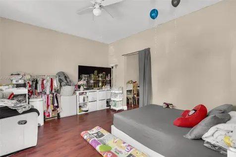 2637 NW 23rd Court Miami FL 33142