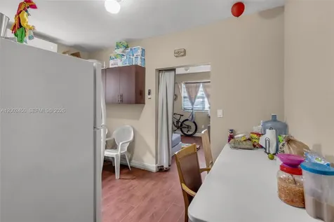 2637 NW 23rd Court Miami FL 33142