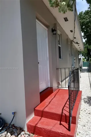 2637 NW 23rd Court Miami FL 33142