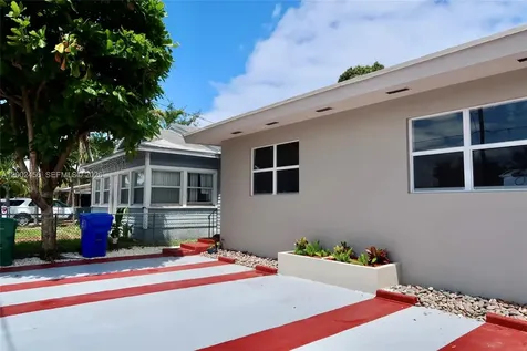 2637 NW 23rd Court Miami FL 33142