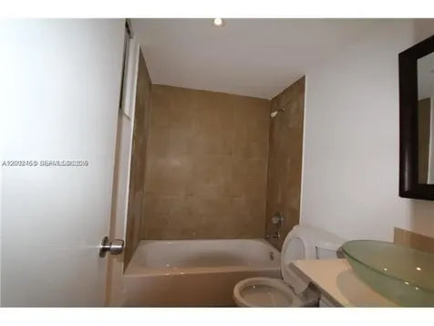 525 W 69th Street Hialeah FL 33014