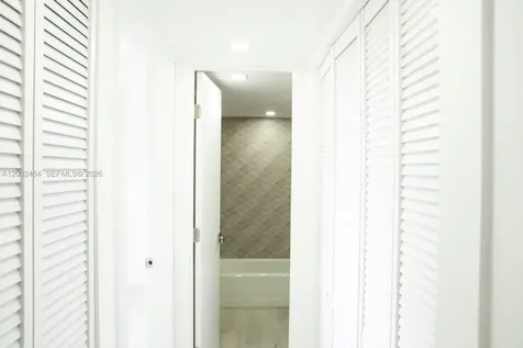 220 SW 9th Avenue Hallandale Beach FL 33009