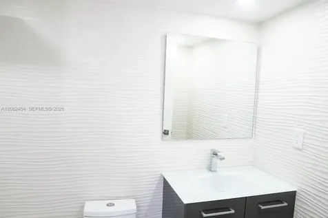 220 SW 9th Avenue Hallandale Beach FL 33009