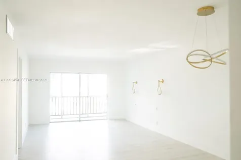 220 SW 9th Avenue Hallandale Beach FL 33009