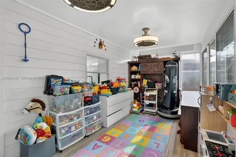 14914 SW 142nd Place Miami FL 33186