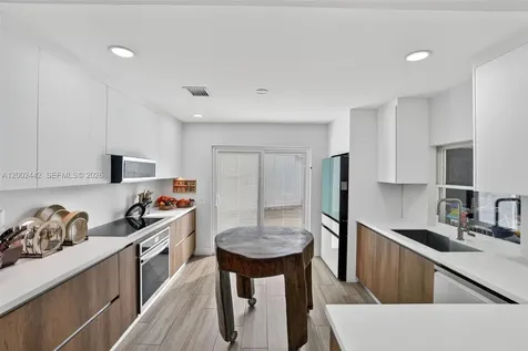 14914 SW 142nd Place Miami FL 33186