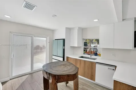 14914 SW 142nd Place Miami FL 33186