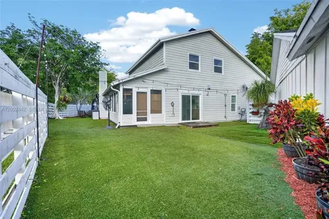 14914 SW 142nd Place Miami FL 33186