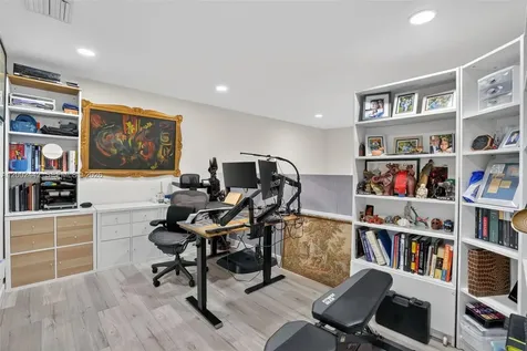 14914 SW 142nd Place Miami FL 33186