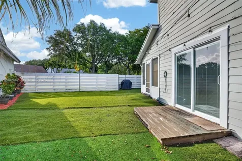 14914 SW 142nd Place Miami FL 33186