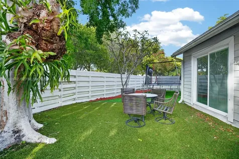 14914 SW 142nd Place Miami FL 33186