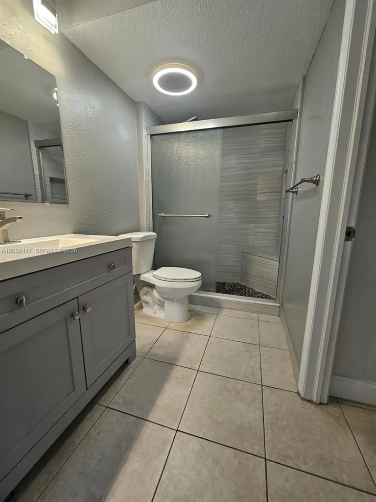 4401 W Mcnab Road Pompano Beach FL 33069