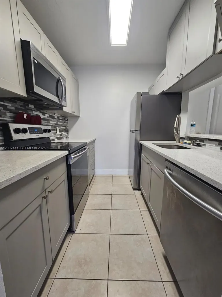 4401 W Mcnab Road Pompano Beach FL 33069