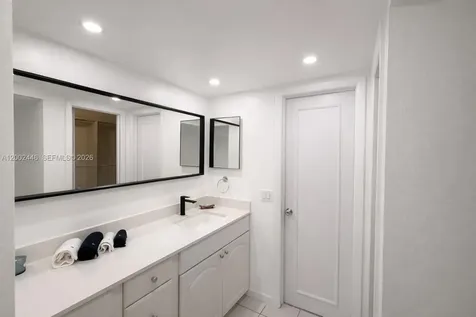 77 Crandon Boulevard Key Biscayne FL 33149