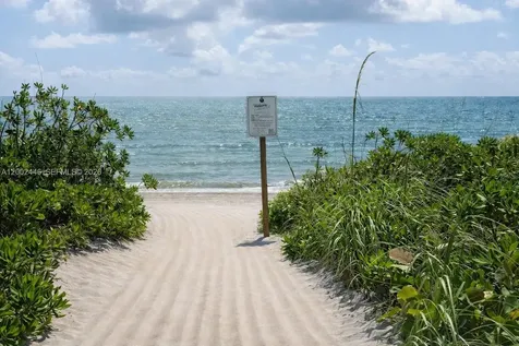 77 Crandon Boulevard Key Biscayne FL 33149