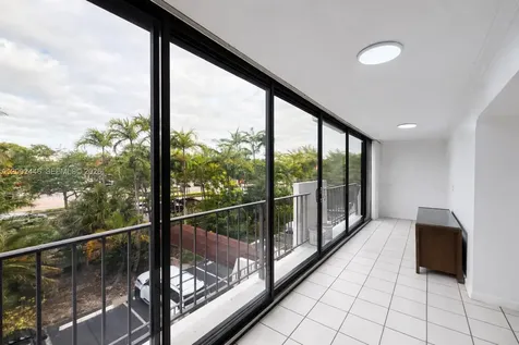 77 Crandon Boulevard Key Biscayne FL 33149