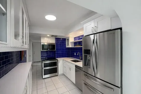 77 Crandon Boulevard Key Biscayne FL 33149