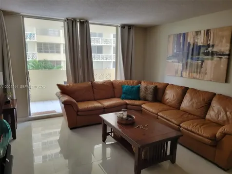 1833 S Ocean Drive Hallandale Beach FL 33009