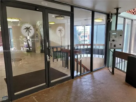 4222 Inverrary Boulevard Lauderhill FL 33319