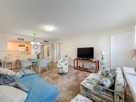 410 SE 2nd Street Hallandale Beach FL 33009