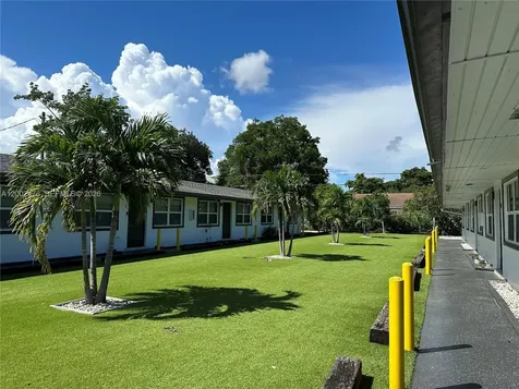 2321 Madison Street Hollywood FL 33020