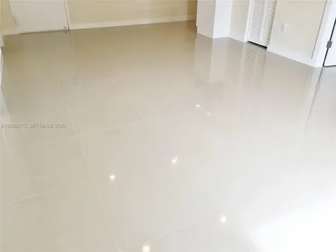 4709 NW 7th Street Miami FL 33126