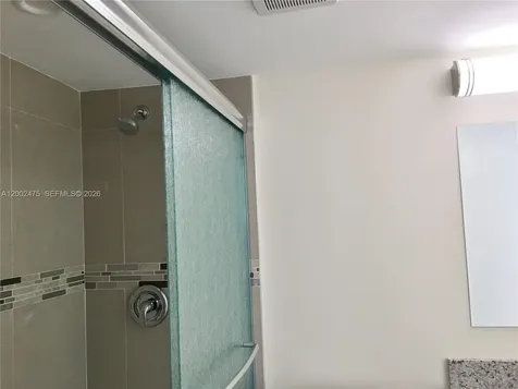 4709 NW 7th Street Miami FL 33126