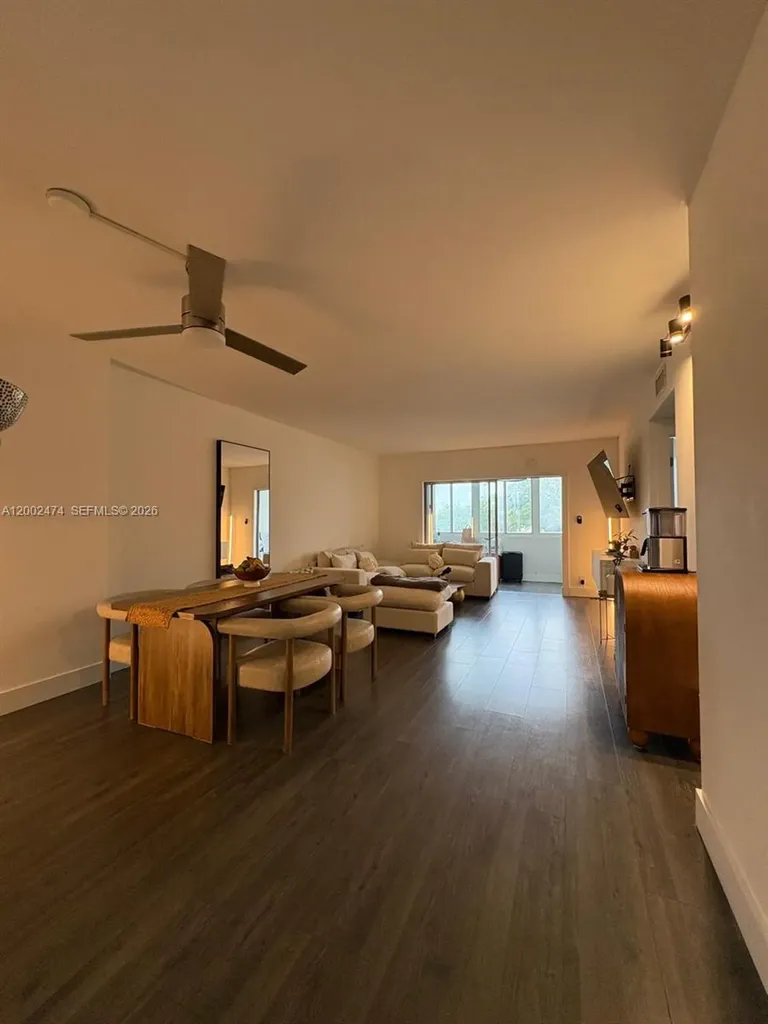 4200 Hillcrest Drive Hollywood FL 33021