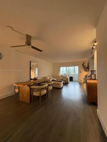 4200 Hillcrest Drive Hollywood FL 33021