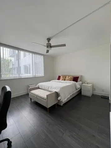 4200 Hillcrest Drive Hollywood FL 33021
