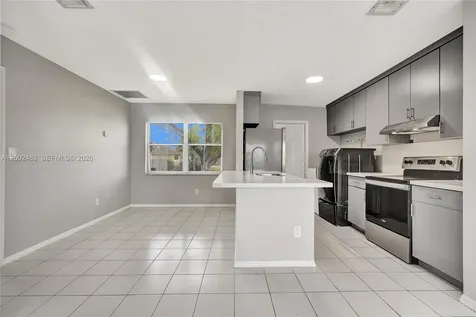 5532 SW 22nd Street West Park FL 33023