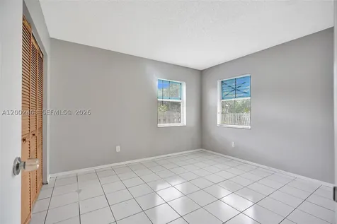 5532 SW 22nd Street West Park FL 33023