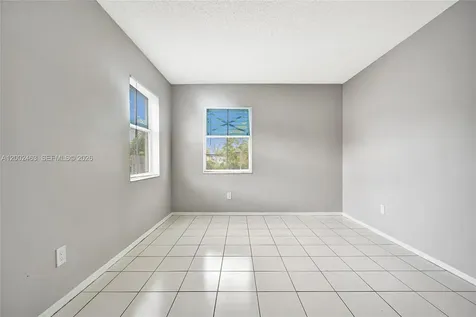 5532 SW 22nd Street West Park FL 33023