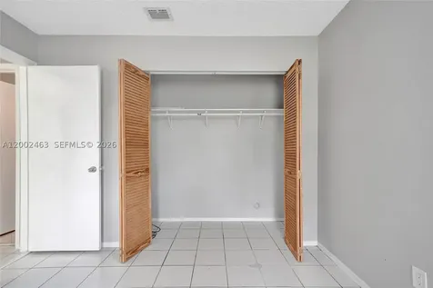 5532 SW 22nd Street West Park FL 33023
