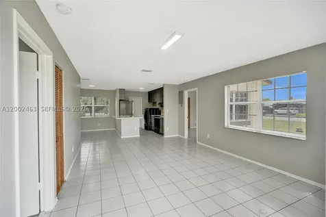 5532 SW 22nd Street West Park FL 33023