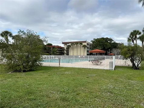 3121 NW 47th Terrace Lauderdale Lakes FL 33319