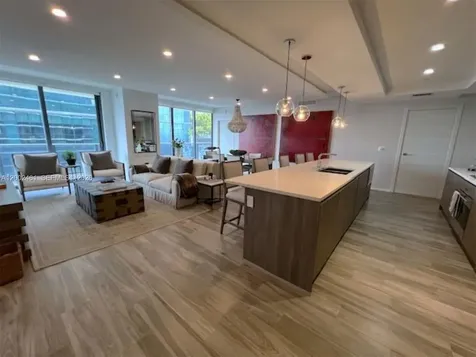 801 S Miami Avenue Miami FL 33130
