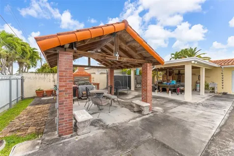 12009 SW 39th Terrace Miami FL 33175