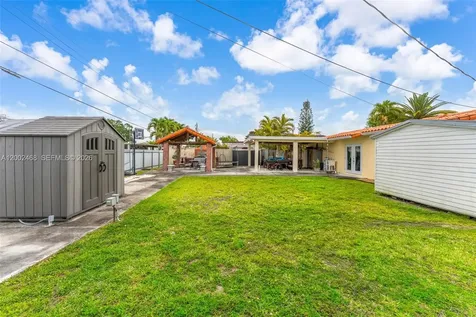 12009 SW 39th Terrace Miami FL 33175