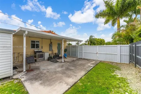 12009 SW 39th Terrace Miami FL 33175