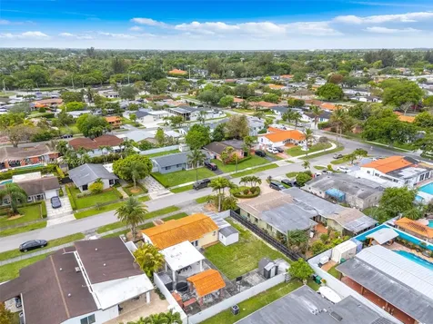 12009 SW 39th Terrace Miami FL 33175